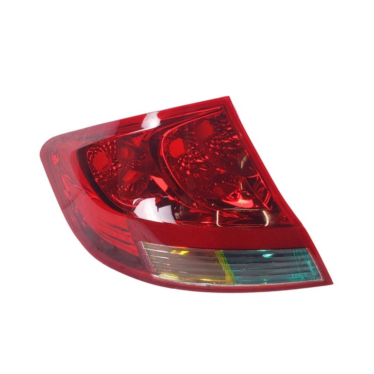 Farol Trasero Derecho Chevrolet Sail - Imagen 2